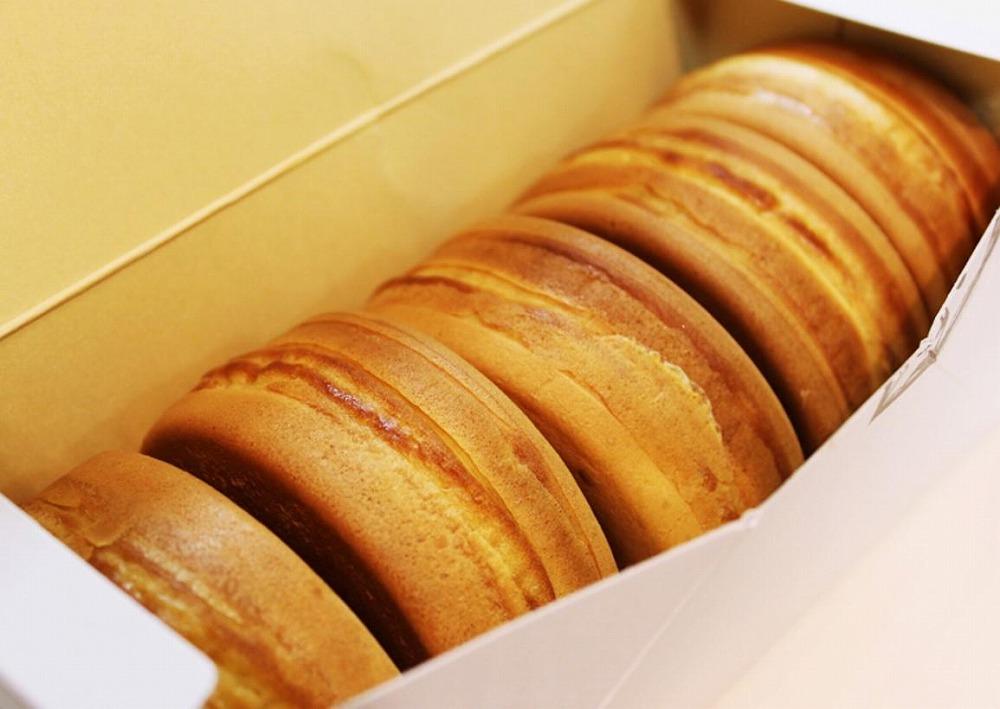 【松山老舗和菓子店】こいずみの大判焼［白あん］８個入×２箱