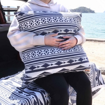 寝袋を収納できる Schlaf Cushion Cover【VD03040】