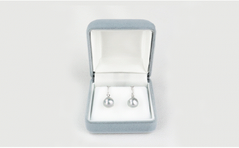 本真珠 パール ナチュラルブルー スイングタイプ フック イヤリング 8.0-9.0mm 真珠 宇和海真珠 アクセサリー ジュエリー アコヤ真珠 ファッション カジュアル フォーマル 冠婚葬祭 結婚式 卒業式 入学式 お祝い ギフト 贈り物 国産 愛媛 宇和島 A060-102002