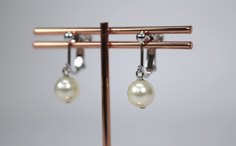 本真珠 アコヤ 真珠 パール イヤリング シルバー スイングタイプ 8.0-8.5mm 宇和海真珠 アクセサリー ジュエリー 国産真珠 ファッション フォーマル 冠婚葬祭 慶事 結婚式 卒業式 入学式 成人式 お祝い ギフト 贈り物 国産 愛媛 宇和島 特産品 A036-102012