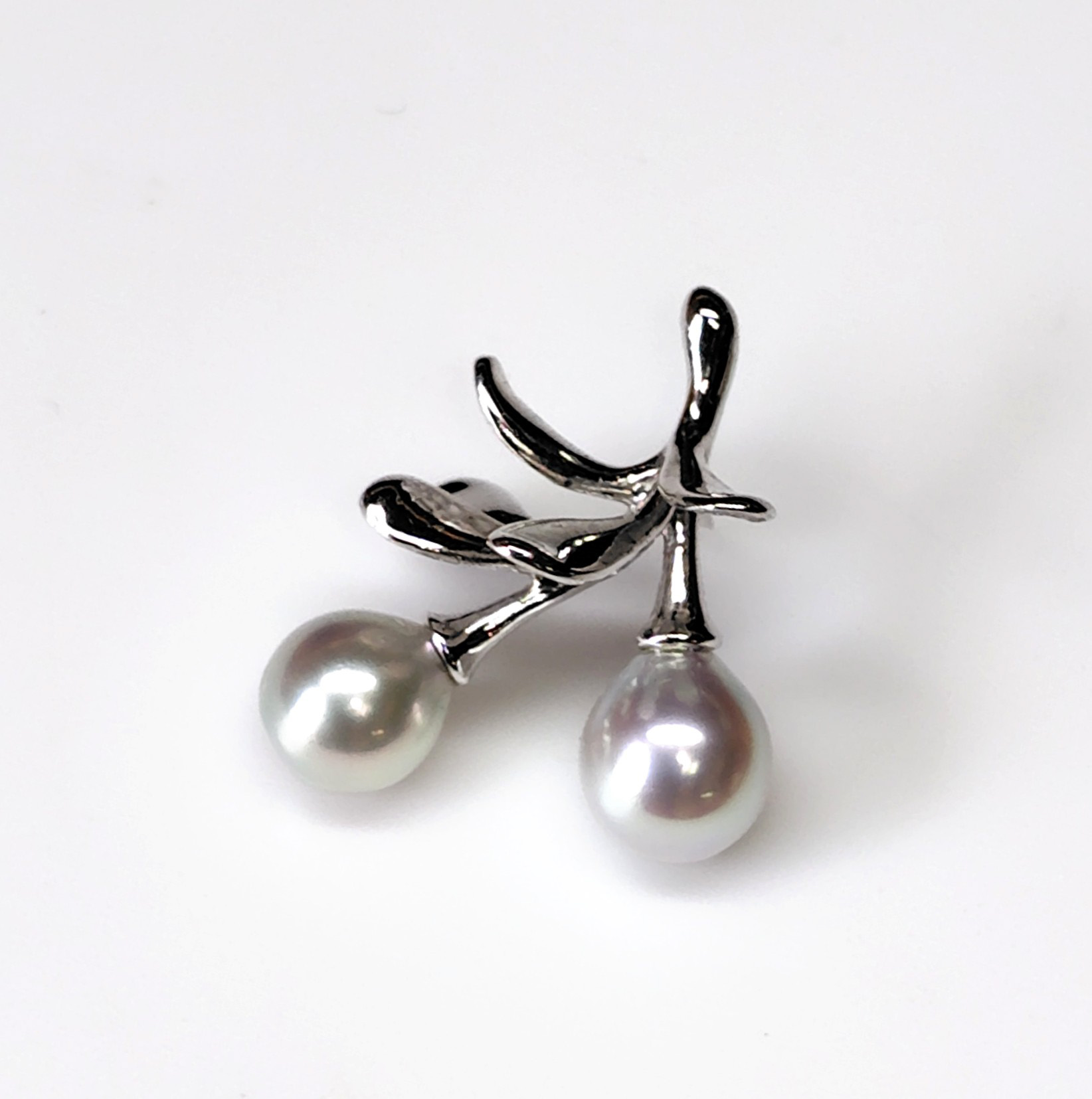 SV パール ピンタック ブローチ 木の実 7.0mm 8.0mm 暁工房 バロック 真珠 シルバー アクセサリー アコヤ真珠 本真珠 ファッション カジュアル お祝い ギフト プレゼント 贈り物 贈答 人気 特産品 国産 愛媛 宇和島 A080-002026