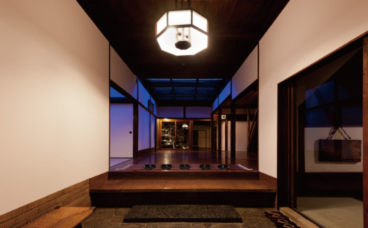 ペア宿泊券 1泊 朝食付 大人2名様 木屋旅館 ペア 宿泊券 宿泊チケット チケット 高級旅館 旅館 老舗 風呂 観光 観光地 旅行 国内旅行 愛媛 宇和島 L185-044001