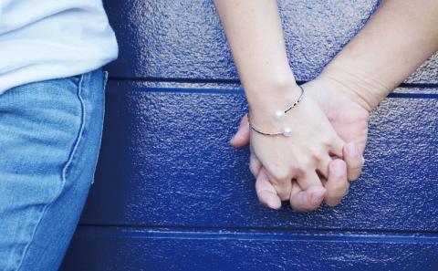 パール ブレスレット バロック 真珠 バングル 8.5～9.0mm 曽我部商店 ゴールド ジュエリー 真珠 アクセサリー アコヤ真珠 本真珠 ファッション akoya 慶事 結婚式 卒業式 入学式 お祝い ギフト 贈り物 特産品 国産 愛媛 宇和島 A080-060002