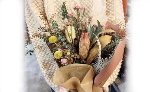 アレンジメント ブーケ 生花 アレンジメントブーケ Flowershop Poppy 花 ブーケ 花束 生花 切花 切り花 フラワー Flower 雑貨 インテリア 誕生日 記念日 プレゼント 贈り物 フラワーライフ 自宅用 アレンジメント 国産 愛媛 宇和島 K012-125001