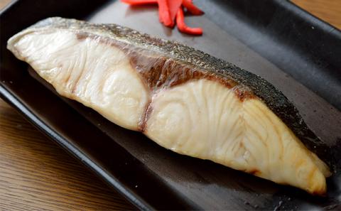 干物セット 干物 3種 一夜干し 6枚 こもねっと 真鯛 鯛 マダイ タイ カンパチ 干物 アジ 魚 冷凍 海鮮 新鮮干物 宇和海産干物 藻塩 干物 ヒモノ ひもの 朝食 和食 焼くだけ 簡単調理 便利 一人暮らし 小分け 真空パック 産地直送 国産 愛媛 宇和島 D010-008002