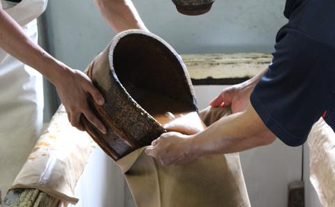 みそセット ( 麦みそ ・ 調合みそ ) 5個 セット 食べ比べ 味比べ 金時みそ 宮居醤油店 味噌セット 味噌汁 みそ汁 発酵 発酵調味料 調味料 麦 麹 こうじ 味噌 みそ 調合味噌 麦味噌 国産 愛媛 宇和島 J010-122003