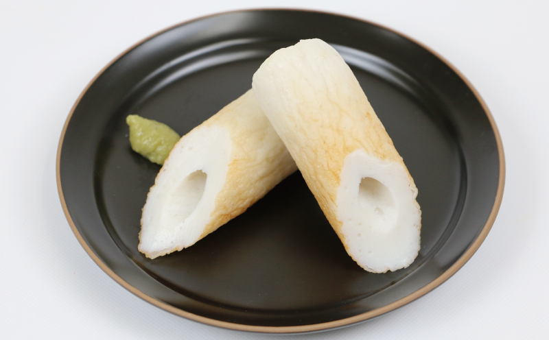 ちくわ 12本 竹付きちくわ 薬師神かまぼこ 竹ちくわ 手握り 練り物 さつま揚げ かまぼこ 揚げかまぼこ 天ぷら てんぷら 竹輪 小魚 すり身 練り物 冷蔵 惣菜 おでん だし 小分け 酒 おつまみ 肴 加工品 特産品 郷土料理 お中元 国産 愛媛 宇和島 C012-019004