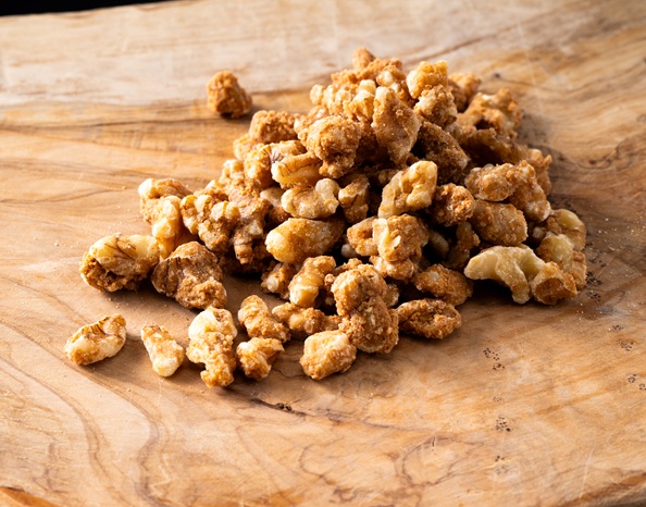 キャラメルくるみ 130g 大容量 キャラメル くるみ クルミ 味付き 甘い ナッツ おやつ おつまみ 健康 美容 保存食 オカベ 愛媛 伊予市｜A32