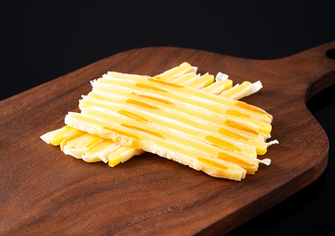 チーズサンド マンゴー 果肉入り 45g×10袋 おつまみ おやつ チーズ マンゴードライフルーツ お酒 ワイン オカベ 愛媛 伊予市｜B297