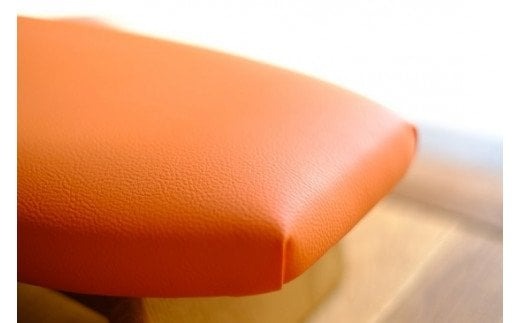 低座椅子 椅子 枕 木製 チェア フットレスト オットマン ソファ 畳 インテリア 国産材 無垢材 フェイスタオル 家具屋アカトシロ ゴイチ(R) レザー（オレンジ）｜E01