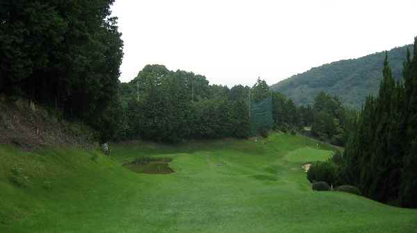 ゴルフ場 利用券 平日限定 ゴルフプレーチケット 12回分 周り放題 伊予カントリークラブ 愛媛 伊予市｜F19