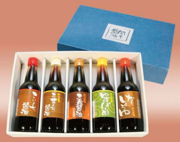 調味料 愛媛 閏木醤油ギフトセット 送料無料 だし醤油 濃口醤油 薄口醤油 三歳醤油 ゆずぽん醤油 しょうゆ こいくち うすくち 老舗 お刺身 刺身醤油 ギフト プレゼント 贈り物 伊予市｜B17