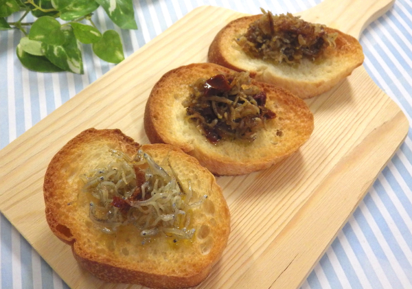 ちりめん ギフト ＯＬＩ・ＪＡＣＯ（オリジャコ）３本セット 食品添加物不使用 瀬戸内海産 オリーブオイル漬け ほんのりみかん味 トマトバジル味 和風味 伊予市 オカベ｜B74