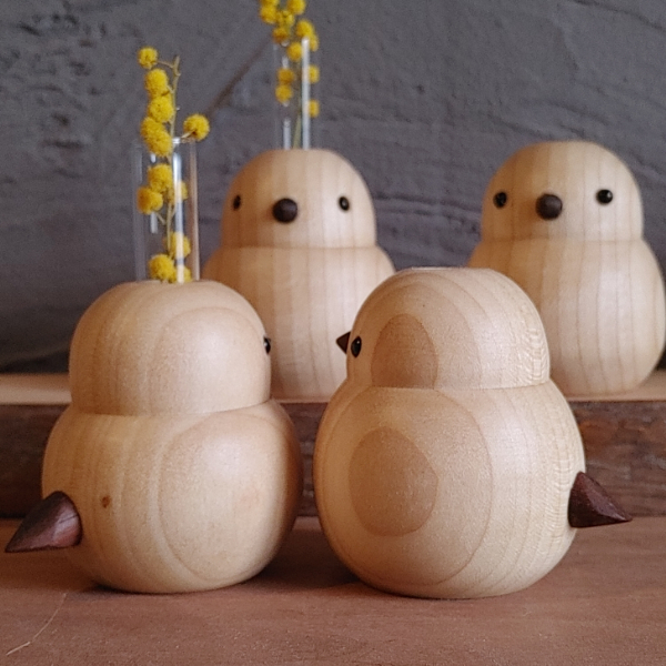 インテリア 天然木 シマエナガの一輪挿し 韓国 北欧 一輪挿し 花器 花 フラワーアレンジメント 飾り 暮らし スタイル 天然木 無垢材 新築 自宅 雑貨 木製雑貨 伊予市｜B07