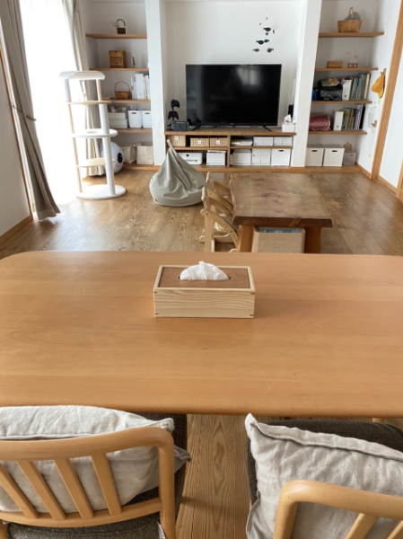 インテリア 北欧 ティッシュケース 木製 天然木 ウォルナットとアッシュ材 ティッシュボックス 無垢材 ウォルナット チェリー ウッド おしゃれ リビング キッチン 台所 ダイニング 寝室 生活雑貨 日用品 雑貨 木製雑貨 家具 伊予市｜C30