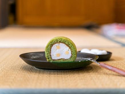 シルクとミルクの町のむらスイーツ「きぬろーる2本セット」