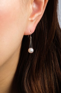 真珠ピアス・トライアングル（ホワイトゴールド）