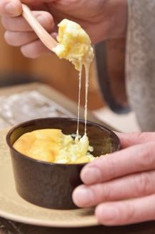 シルクとミルクの町のむらスイーツ「きぬろーる＆フォンダンフロマージュ」