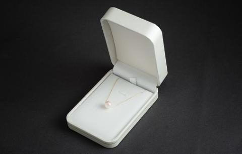 真珠ペンダント・スルーバロック（イエローゴールド）