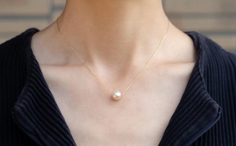 ふるさと納税 西予市 <明浜産真珠イヤリング8.0mm>　パール　ジュエリー　ファッショ　アクセサリー　アコヤ　高品質 保証書付＜明浜産 福引きパール（60,000円寄附）＞ 8.0～9.0mm 純国産