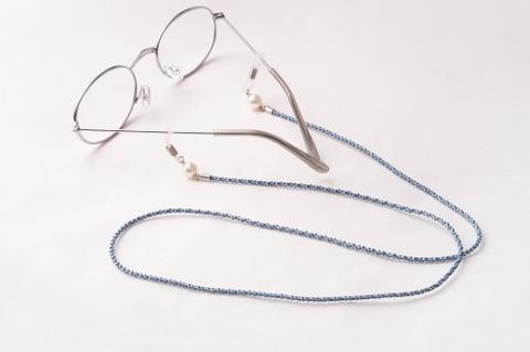 真珠とシルクのグラスコード・ブルー
