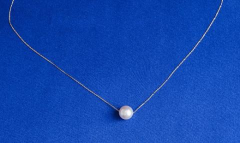 真珠ペンダント・スルーバロック（イエローゴールド）