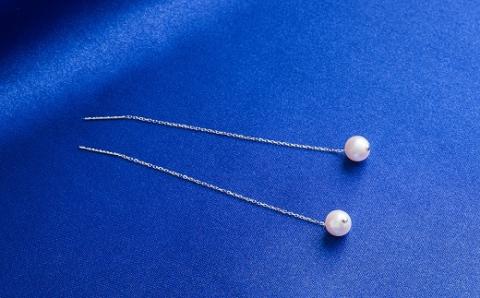 真珠ピアス・カティーナ（ホワイトゴールド）