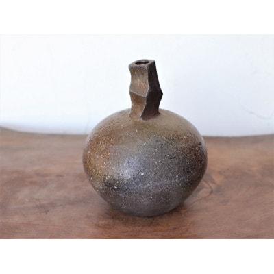 備前焼 一輪挿し・玉(数量限定品)　st-010