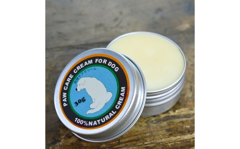 ネコの肉球ケアクリーム 30g【2個セット】 ｜ キャット ペット ケア用品 メンテナンスグッズ お手入れ 飼育 クロモジ 米油 シアバター 安心 蜂蜜成分 潤い 栄養 角質保護 殺菌作用 プレゼント ギフト ※離島への配送不可