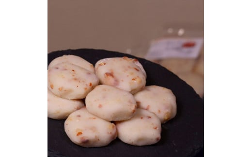 愛媛県久万高原町産　手作り「アーモンド入り餅」20個