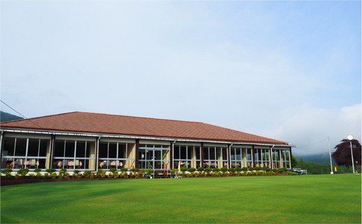 ゴルフプレー クーポン券（27,000円分）