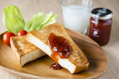 【数量限定】「手作りイチゴとイチジクのジャム4点セット」｜いちご イチゴ いちじく 濃厚 甘い 安心 安全 冷蔵 果物 フルーツ ストロベリー スイーツ 朝食 パン トースト ヨーグルト ケーキ スムージー ジャム デザート 贈答用 国産 お取り寄せ 愛媛県 久万高原町