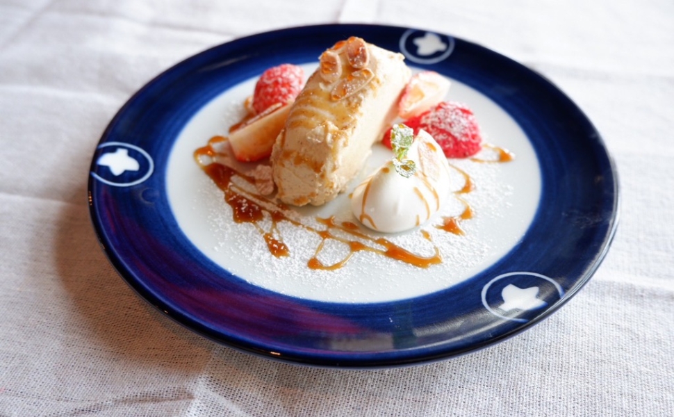 平皿セット（特大・大皿）/ 絵柄_ひばり