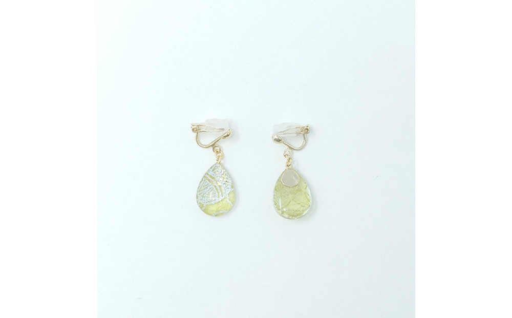 IKAZAKI WASHI JEWERLY しずくイヤリング「グリーン」鞠柄