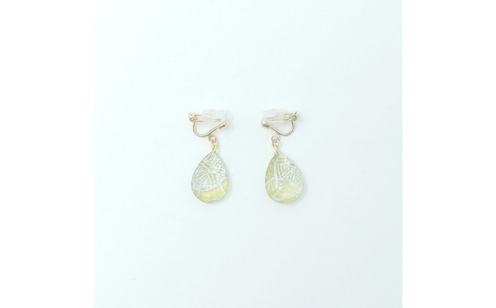 IKAZAKI WASHI JEWERLY しずくイヤリング「グリーン」鞠柄