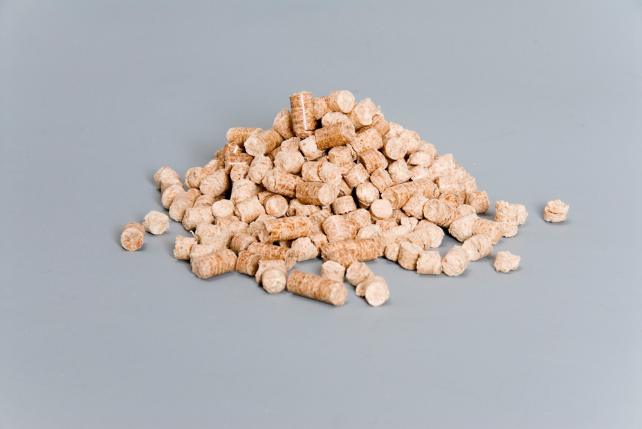 えひめペレット　トイレ用木質ペレット（8L×2袋）