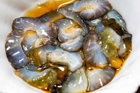 【先行予約】【数量限定】佐田岬海士の生ナマコ 約1kg（3～4匹）※北海道・東北地方・沖縄・離島への配送不可（2026年1月中旬頃より順次発送） IKTJ013