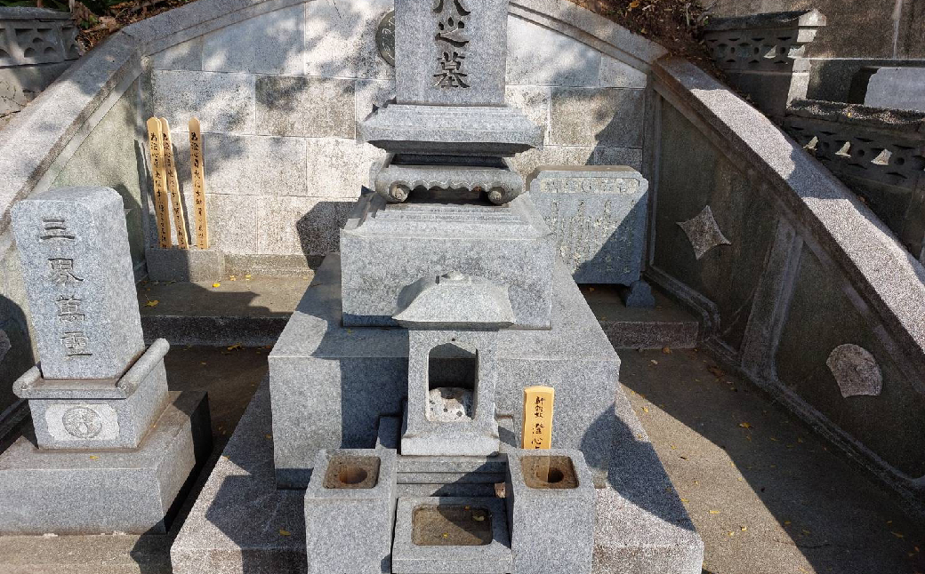 お墓の掃除代行サービス 年2回コース IKTAA002