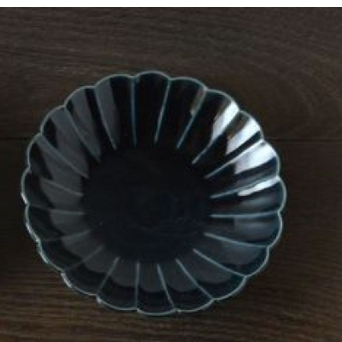 砥部焼 菊型皿セット（直径約17cm×2枚） 紺 【ふるさと納税 人気 おすすめ ランキング 食器 皿 お皿 砥部焼 おさら 陶芸 和食 洋食 手作り おしゃれ かわいい 愛媛県 伊方町 送料無料】 IKTS011-3