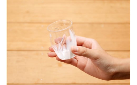 【環境にやさしいエコグラス】森の国ガラス工房 オリジナルペアぐいのみ ◇ ｜オリジナル おすすめ おしゃれ 手作り ガラス ガラス細工 ガラス作家 ガラス工芸 工房制作 キレイ 上品 お祝い プレゼント ギフト コップ 食器 工芸品　贈答