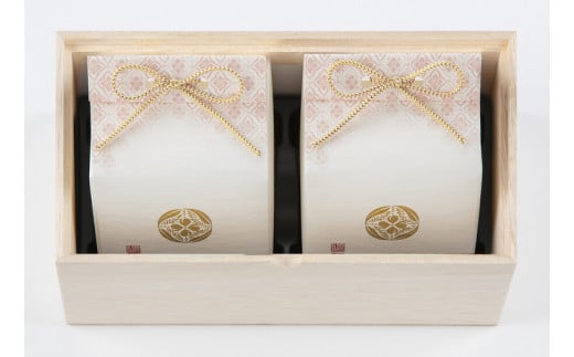 宗家　源吉兆庵 希少な清水白桃を贅沢にまるごとひとつ！プレミアム桃泉果（2個入り）◇ ｜宗家 源吉兆庵 和菓子 お菓子 清水白桃 白桃 もも モモ 桃 限定 高級 ギフト 贈り物　贈答 お祝い プレミアム 贅沢 スイーツ 愛媛県 松野町 お取り寄せ 贈答用 高級 希少 絶品 旬の味