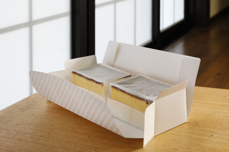 極みカステラセットA（プレーン・ゆず） ｜ スイーツ 秋 旬 柚子 ゆず カステラ 洋菓子 プレゼント お菓子 デザート 敬老の日 贈答 贈り物 クリスマス ケーキ 洋菓子 人気 高評価 愛媛県 鬼北町 パティスリー縁 ※離島への配送不可