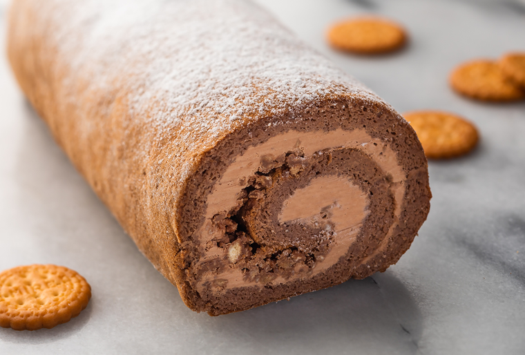 【B06012】ミレーロールケーキ(チョコ) 1本　【ミレービスケット×ロールケーキ】