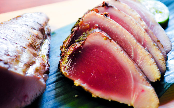 土佐沖キハダマグロ藁焼きたたき 約1kg【株式会社高知大丸】 [ATEZ011]