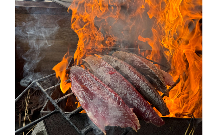 【冷凍】切れているびりガツオたたき 約510g(約170g×3パック) 冷凍 カット済みカツオ カット カット済み かつおのたたき カツオのタタキ かつおのタタキ タタキ 鰹 カツオ 魚 さかな 海鮮 魚介類 本場 土佐 個包装 ふるさと納税カツオ 高知県 高知市 天然 【ゆず庵2】 [ATHM005]