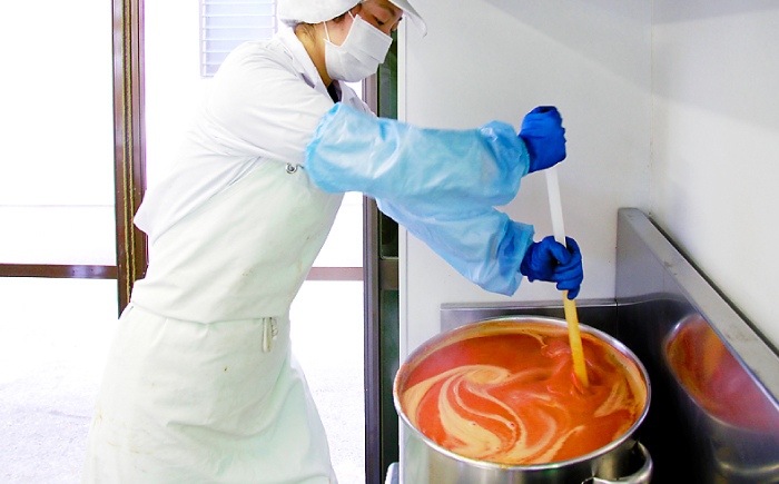 トマトジュース500ml×1本 ＆ トマトケチャップ250g×2本 / 贅沢トマトセット トマト ジュース ケチャップ 調味料 【株式会社　堀】 [ATDA002]