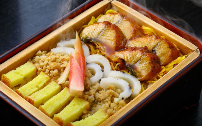 【最速発送】 高知新京橋 菊寿し本店 蒸し寿し 3種バラエティパック タレ付き / 寿司 蒸し寿司 セット 和食 うなぎ かに お祝い ピクニック 冷凍 レンジ 簡単調理 スピード 最短 最速 発送 【株式会社菊寿司】 [ATDI001]