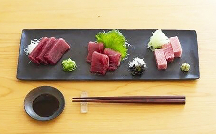 天然本鮪 大トロ 中トロ 赤身 セット（各約200g） / 高知 魚介 海鮮 鮮魚 魚 マグロ まぐろ 鮪 本鮪 新鮮 天然 刺身 寿司 セット 【株式会社Dorago】 [ATAM055]