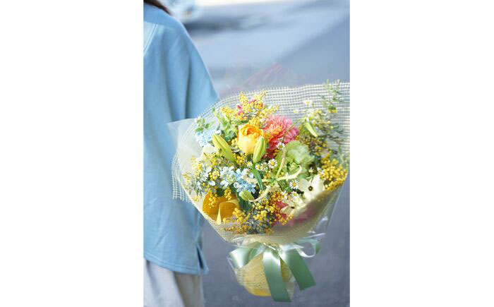 【6回定期便】生花花束 ブーケL初回花瓶付 【株式会社tomoni】 [ATCG027]