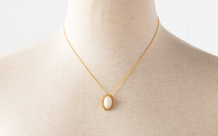 ホワイトコーラル アクセサリーペンダント 【有限会社米沢サンゴ店】 [ATCX027]